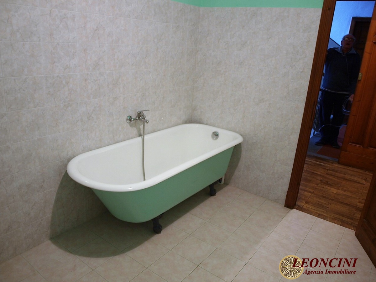 1 Bed, ApartmentFor Sale, Pontremoli, Toscana 1 Bed, ApartmentFor Sale, Pontremoli, Toscana