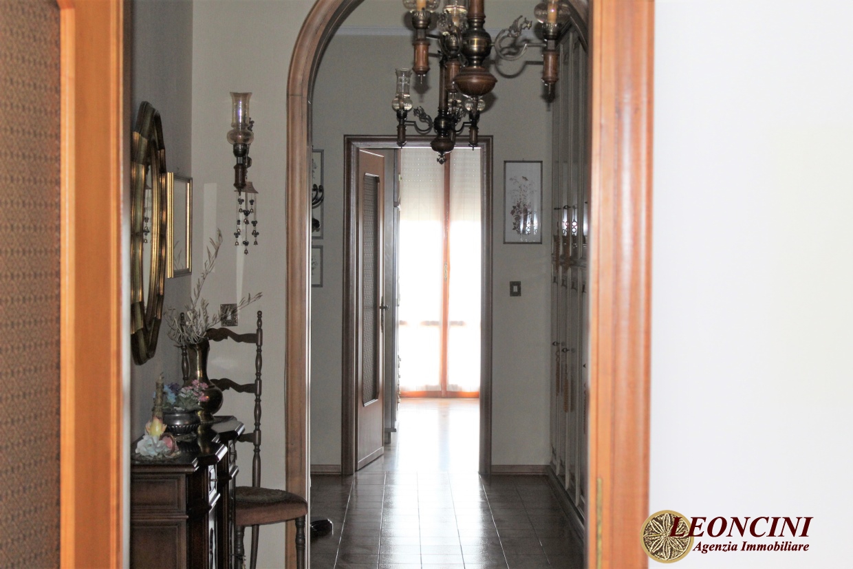 2 Bed, ApartmentFor Sale, Villafranca in Lunigiana, Toscana