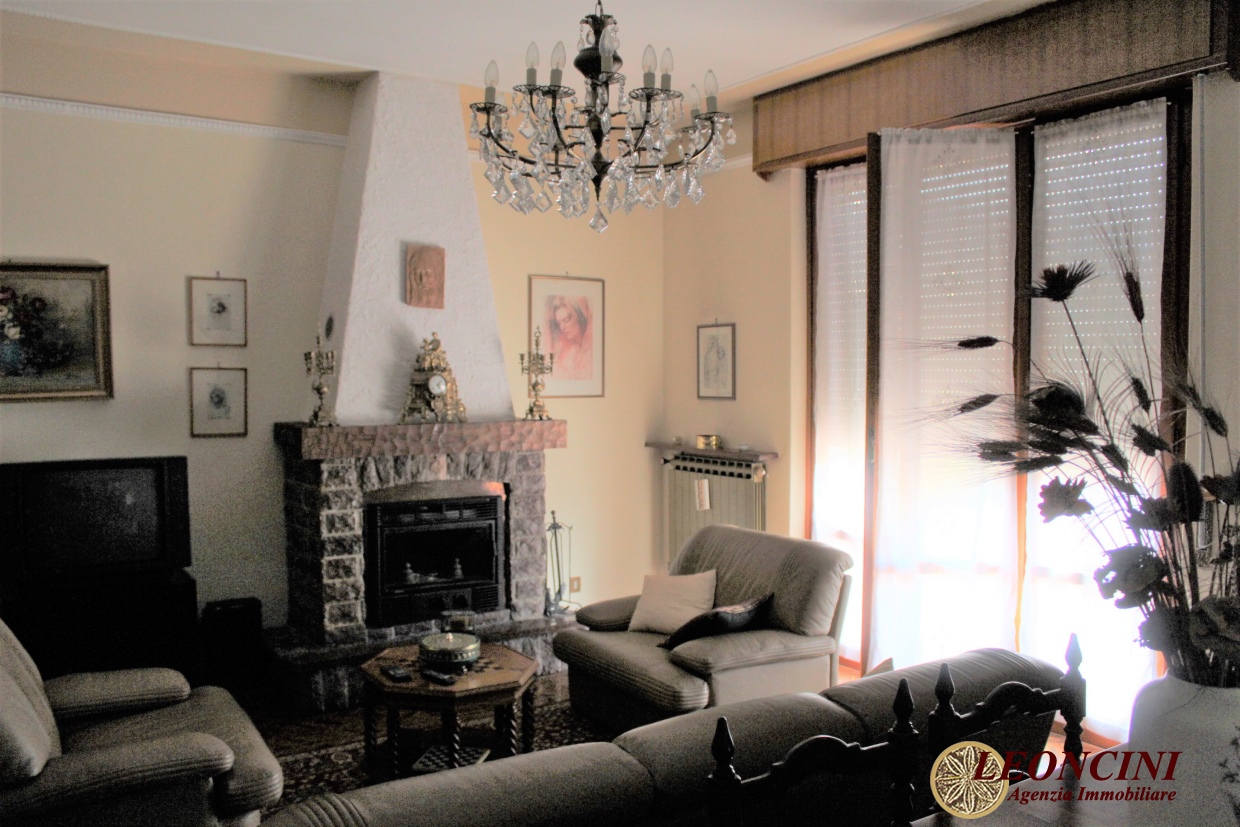 2 Bed, ApartmentFor Sale, Villafranca in Lunigiana, Toscana