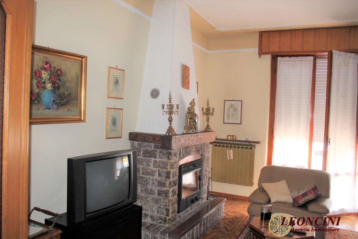 2 Bed, ApartmentFor Sale, Villafranca in Lunigiana, Toscana