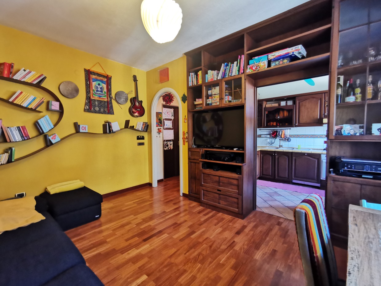 2 Bed, ApartmentFor Sale, Napoli, Campania