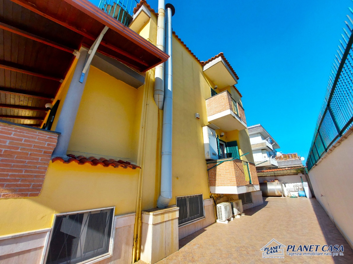 3 Bed, HouseFor Sale, Napoli, Campania 3 Bed, HouseFor Sale, Napoli, Campania