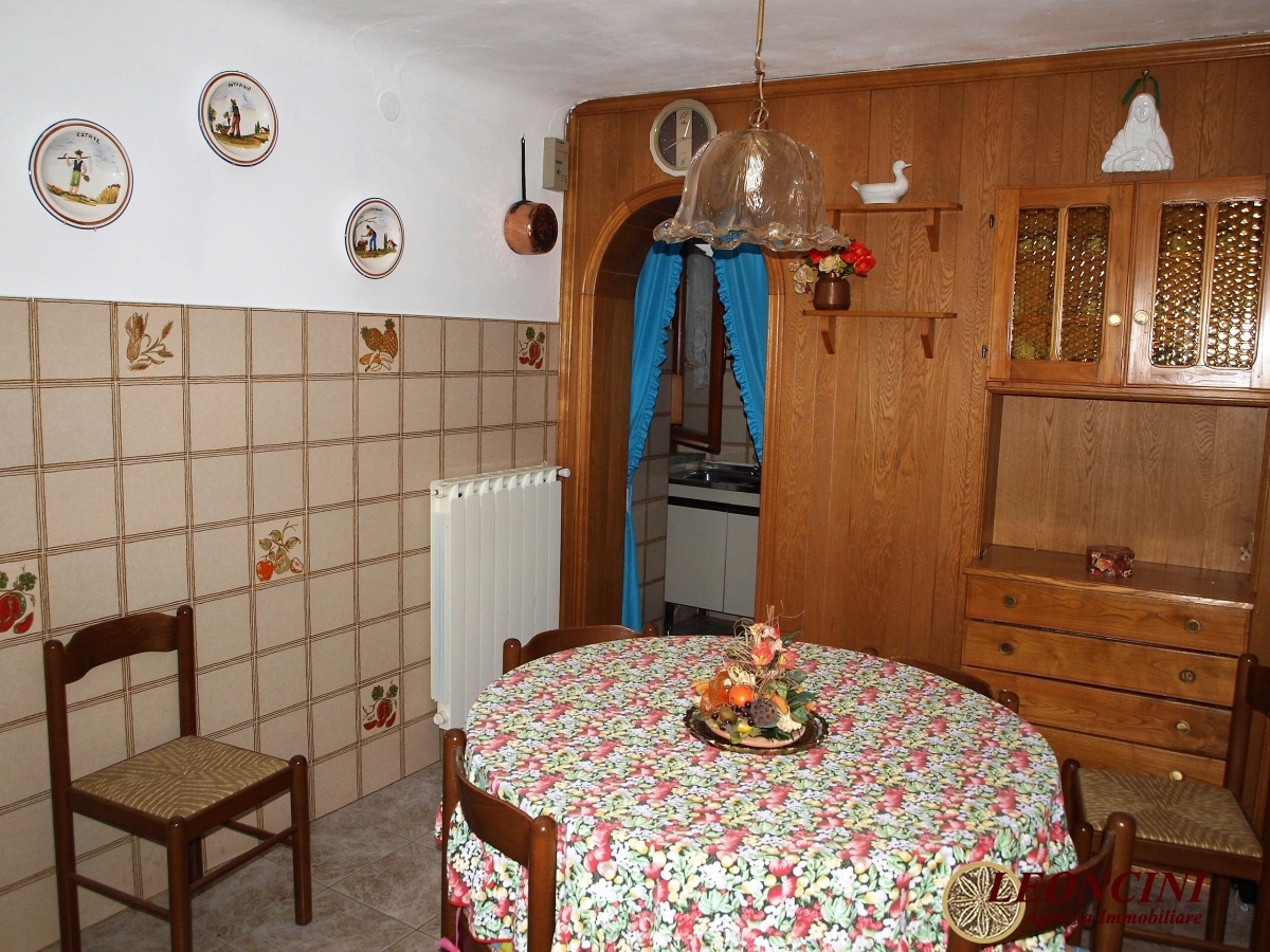 2 Bed, HouseFor Sale, Vico, Toscana