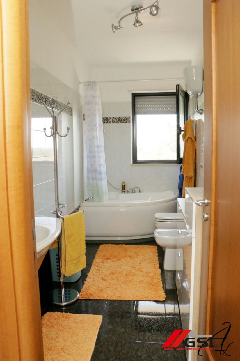 4 Bed, HouseFor Sale, San Vito dei Normanni, Brindisi, Puglia