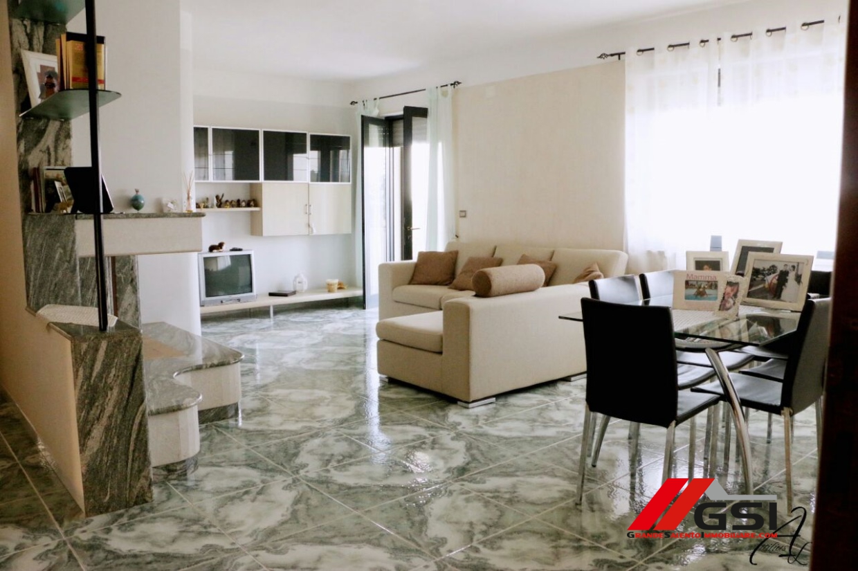 4 Bed, HouseFor Sale, San Vito dei Normanni, Brindisi, Puglia