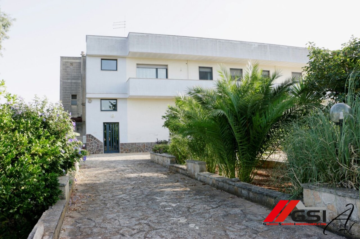 4 Bed, HouseFor Sale, San Vito dei Normanni, Brindisi, Puglia