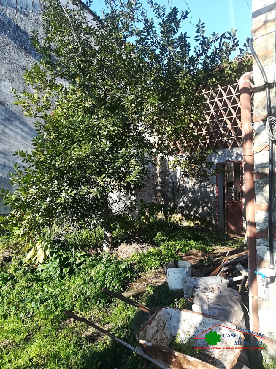 HouseFor Sale, Lucca, Toscana