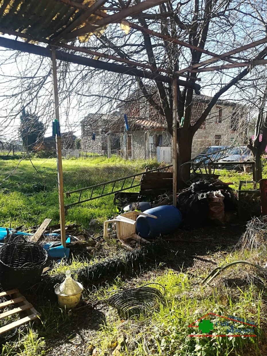 HouseFor Sale, Lucca, Toscana