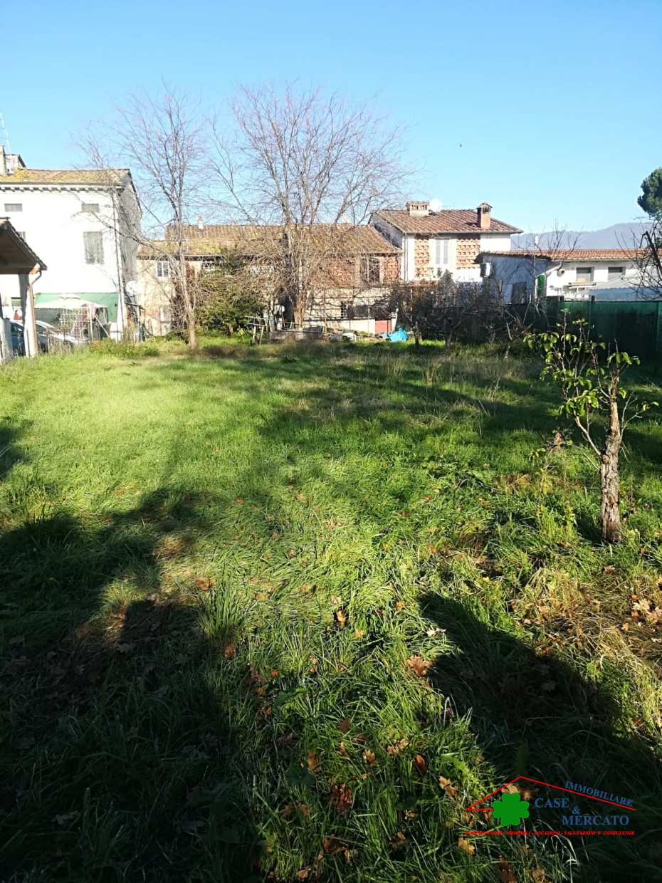 HouseFor Sale, Lucca, Toscana