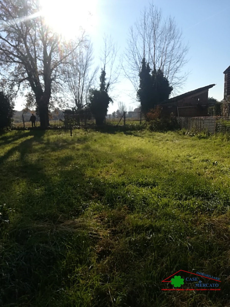 HouseFor Sale, Lucca, Toscana