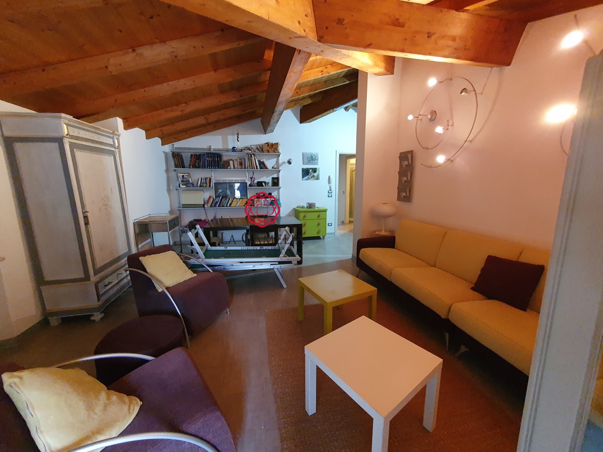 5 Bed, HouseFor Sale, Lucca, Toscana 5 Bed, HouseFor Sale, Lucca, Toscana