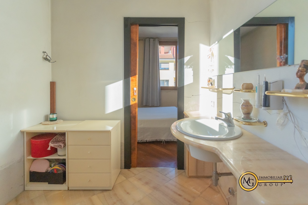6 Bed, HouseFor Sale, Milano, Lombardia 6 Bed, HouseFor Sale, Milano, Lombardia