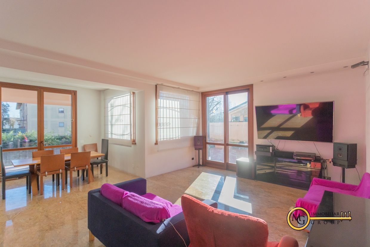 6 Bed, HouseFor Sale, Milano, Lombardia 6 Bed, HouseFor Sale, Milano, Lombardia