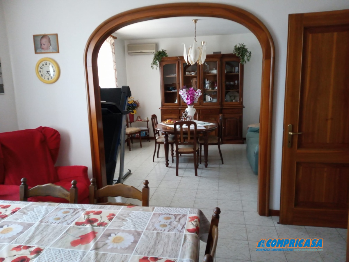 6 Bed, HouseFor Sale, Verona, Veneto 6 Bed, HouseFor Sale, Verona, Veneto
