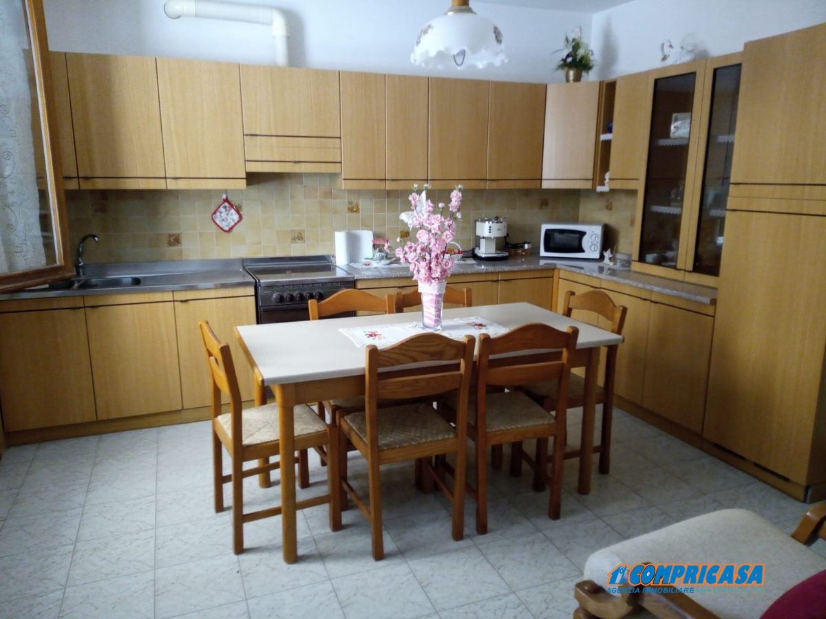 6 Bed, HouseFor Sale, Verona, Veneto 6 Bed, HouseFor Sale, Verona, Veneto
