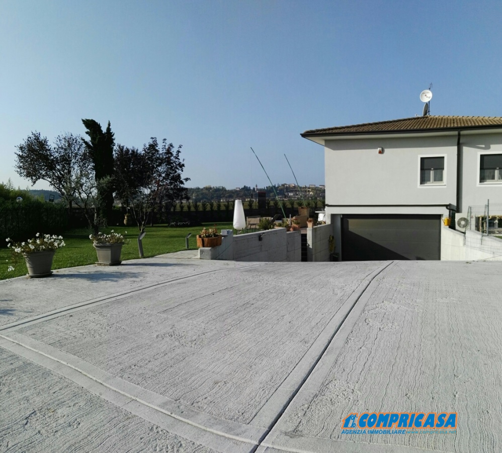 3 Bed, HouseFor Sale, Verona, Veneto 3 Bed, HouseFor Sale, Verona, Veneto