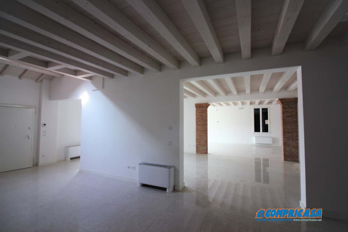 4 Bed, ApartmentFor Sale, Montagnana, Padova, Veneto
