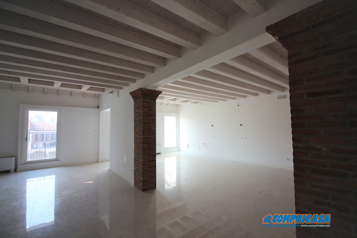 4 Bed, ApartmentFor Sale, Montagnana, Padova, Veneto