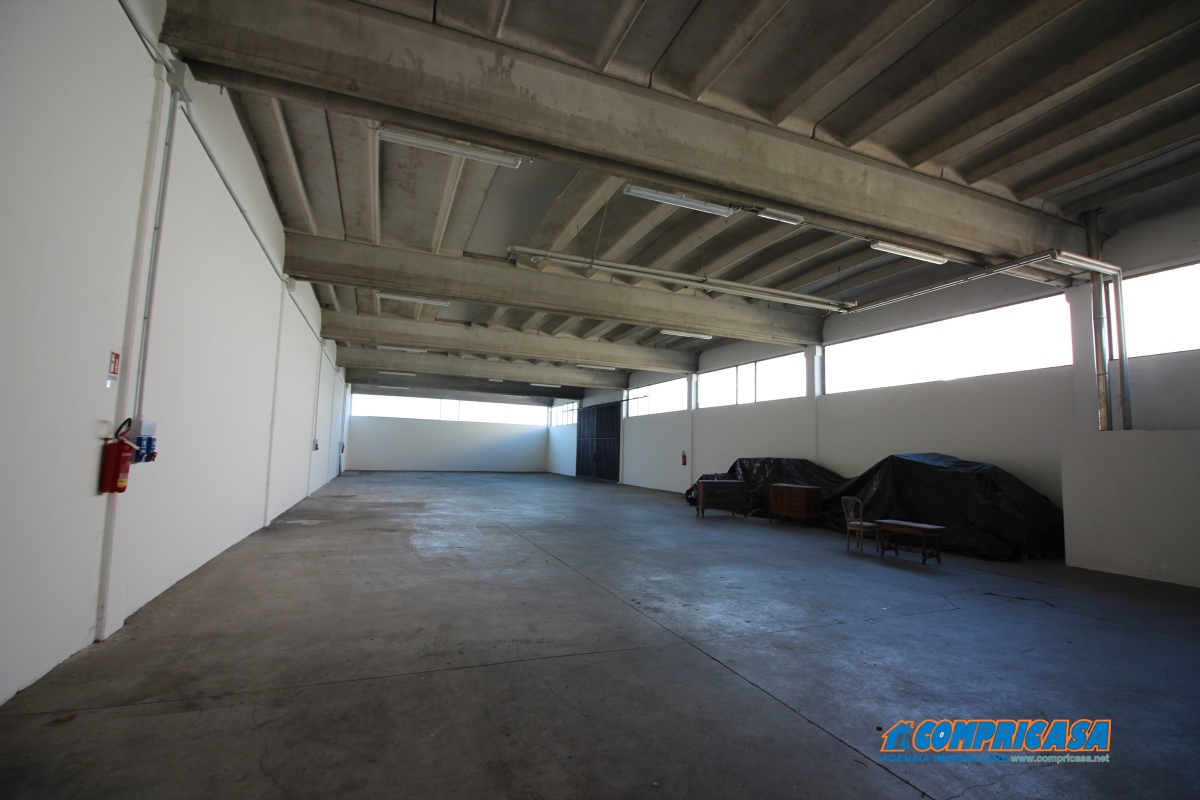 Commercial Property, For Sale