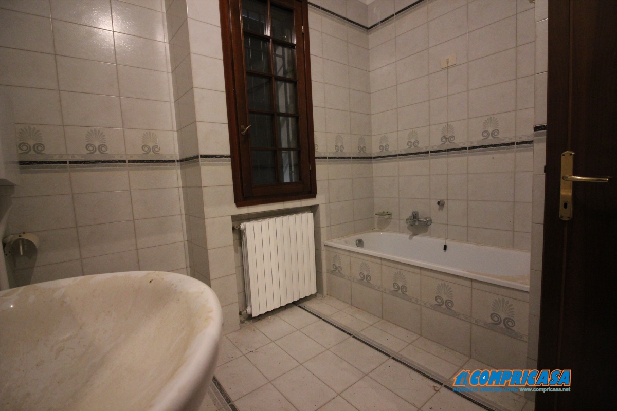 Commercial Property, For Sale