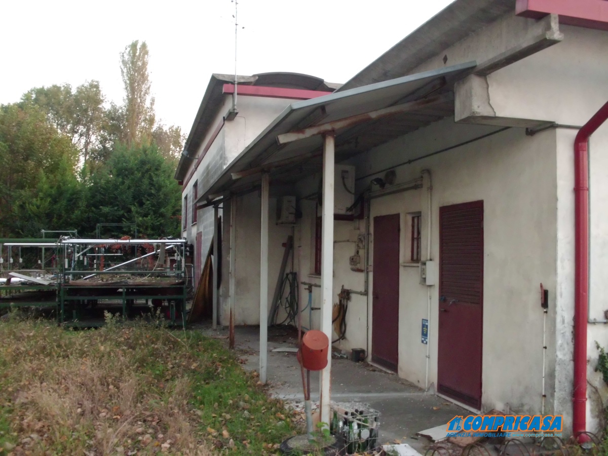 Commercial Property, For Sale