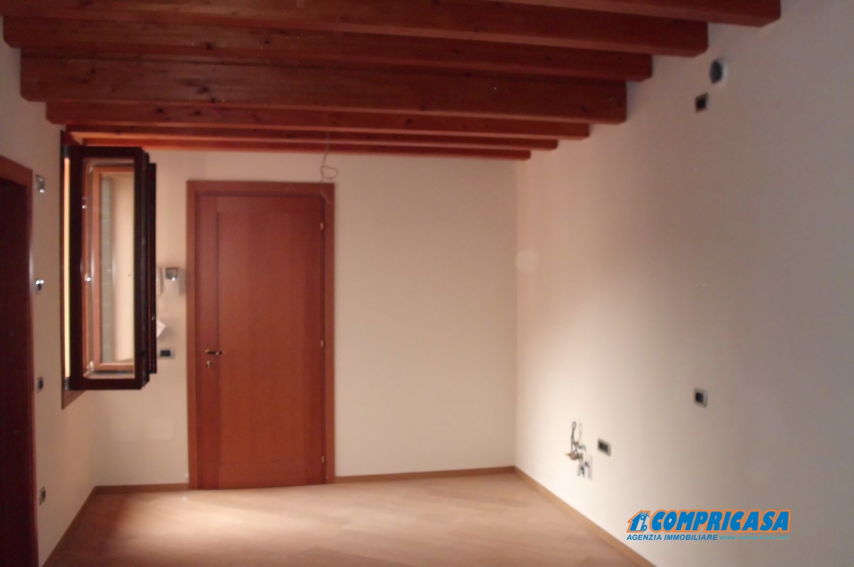 2 Bed, ApartmentFor Sale, Padova, Veneto