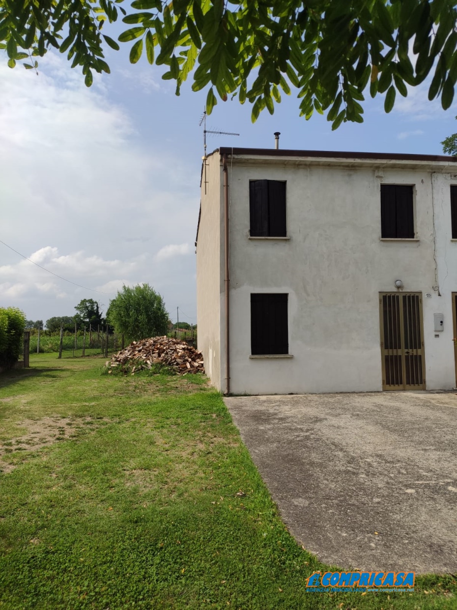 2 Bed, HouseFor Sale, Padova, Veneto