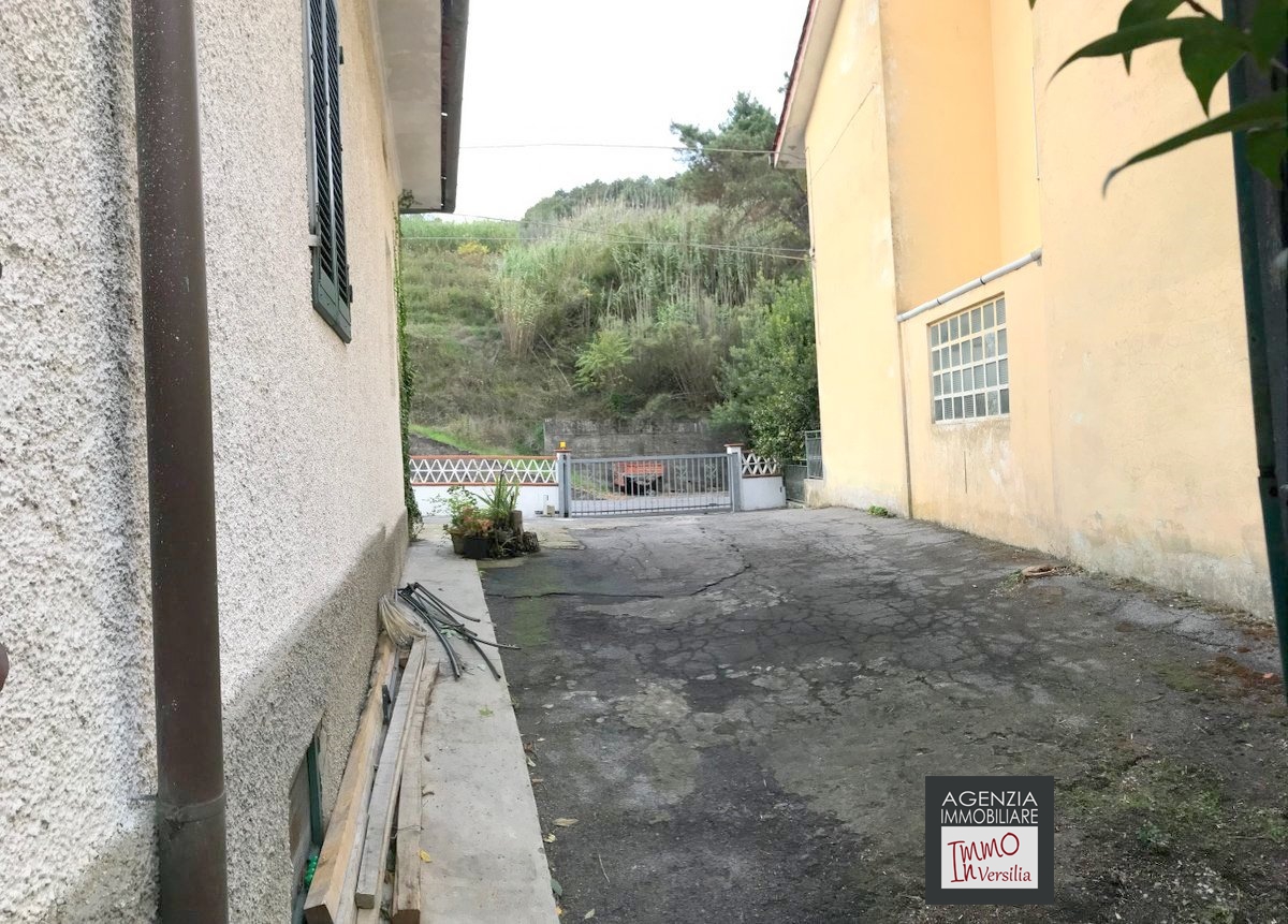 2 Bed, HouseFor Sale, Massarosa, Lucca, Toscana