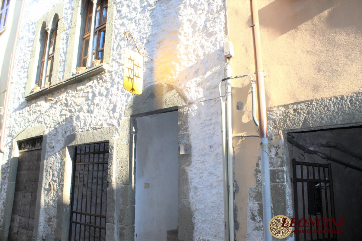 2 Bed, HouseFor Sale, Villafranca in Lunigiana, Toscana