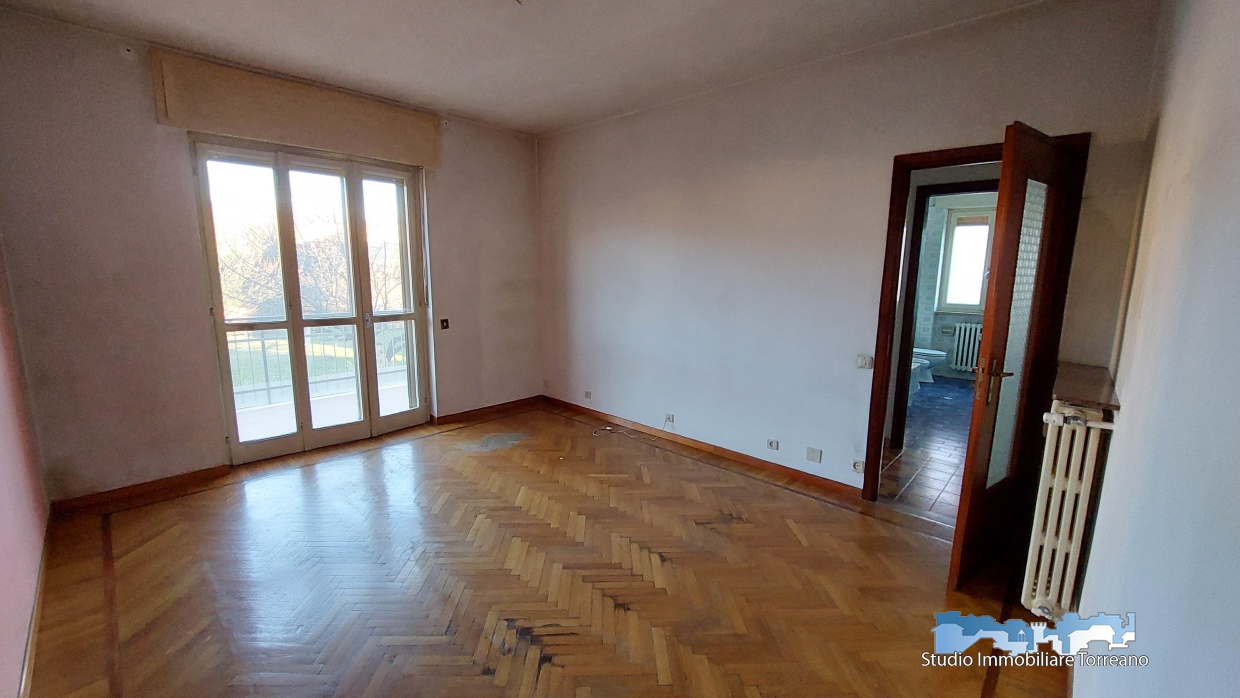 3 Bed, ApartmentFor Sale, Torino, Piemonte