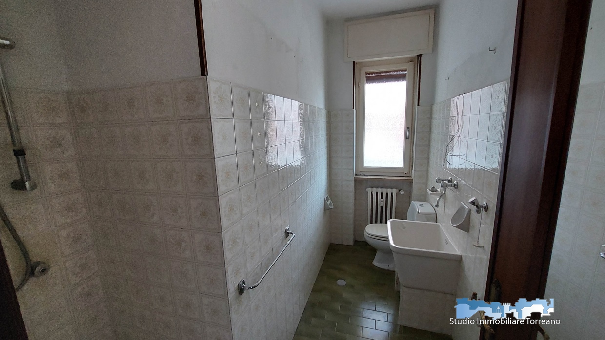 3 Bed, ApartmentFor Sale, Torino, Piemonte