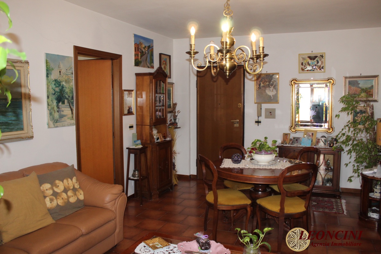 2 Bed, ApartmentFor Sale, Villafranca in Lunigiana, Toscana