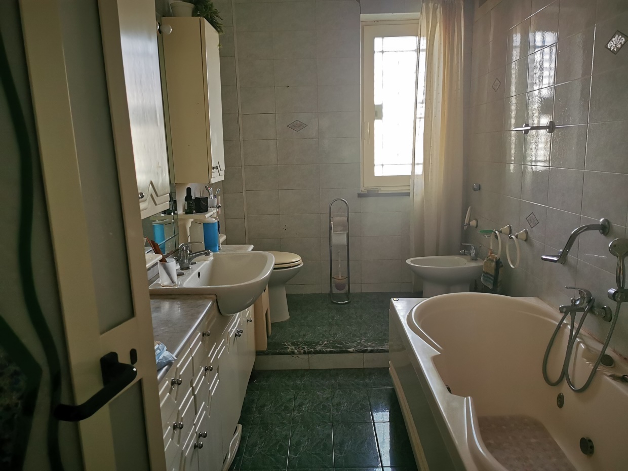 3 Bed, ApartmentFor Sale, Napoli, Napoli, Campania