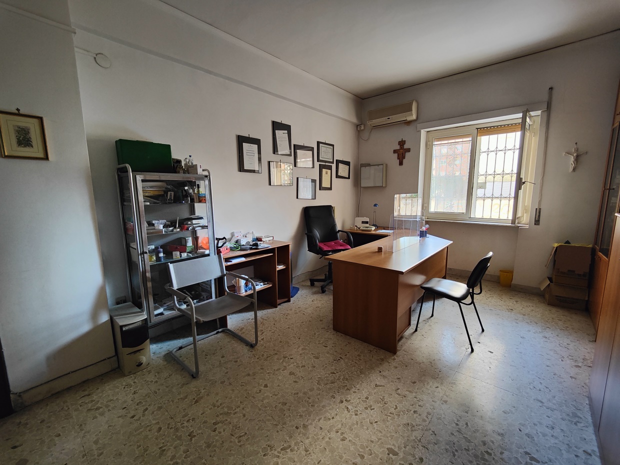 2 Bed, ApartmentFor Sale, Napoli, Napoli, Campania