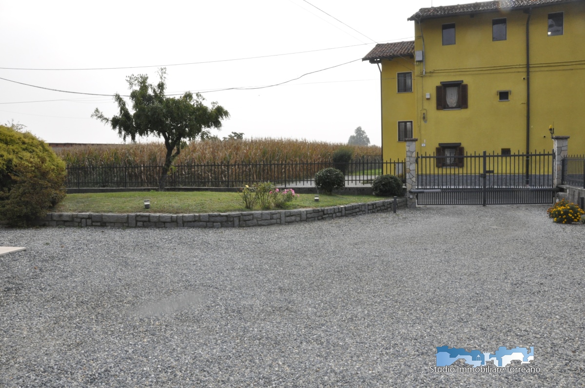 2 Bed, ApartmentFor Sale, Torino, Piemonte 2 Bed, ApartmentFor Sale, Torino, Piemonte