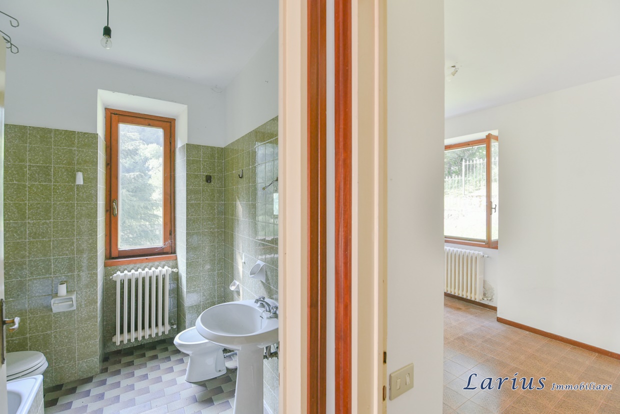 Commercial Property, For Sale