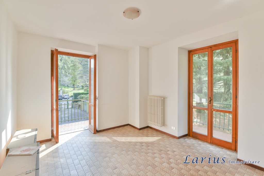 Commercial Property, For Sale