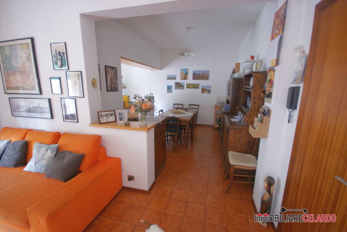 2 Bed, ApartmentFor Sale, Siena, Toscana