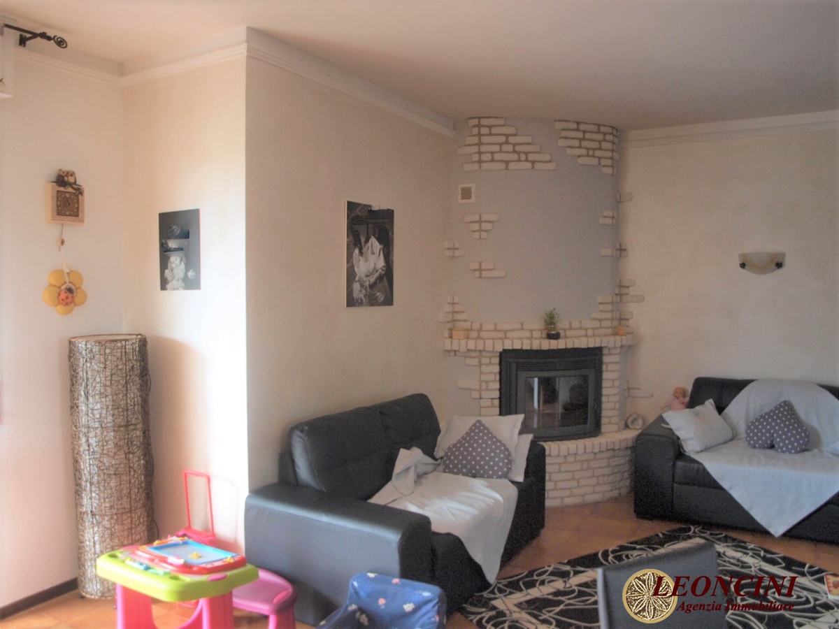 2 Bed, ApartmentFor Sale, Filattiera, Toscana