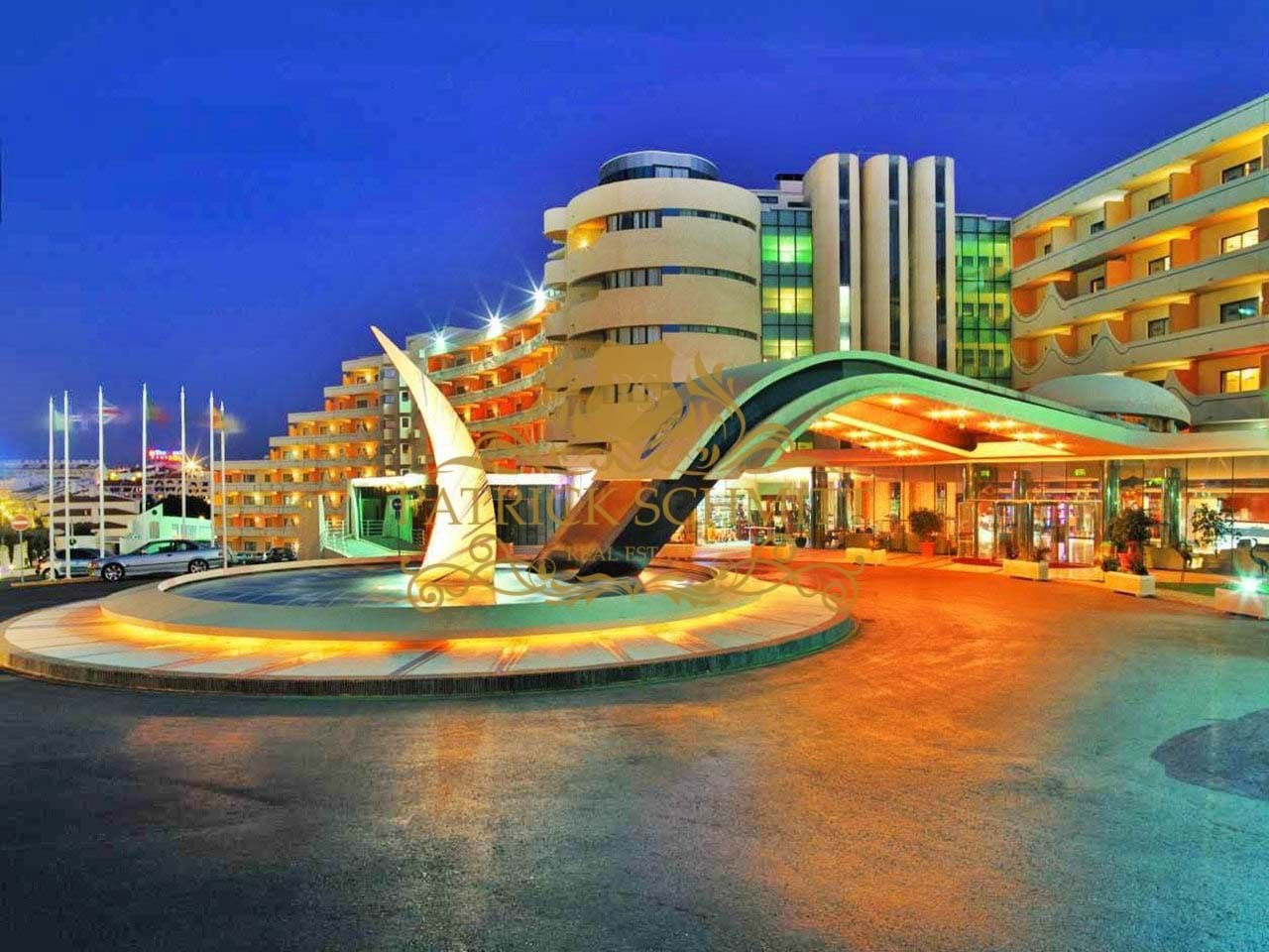 1 Bed, 1 Bath, ApartmentFor Sale, Albufeira, Faro, 8200