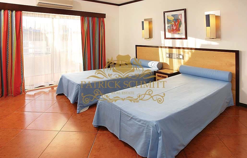 1 Bed, 1 Bath, ApartmentFor Sale, Albufeira, Faro, 8200 1 Bed, 1 Bath, ApartmentFor Sale, Albufeira, Faro, 8200