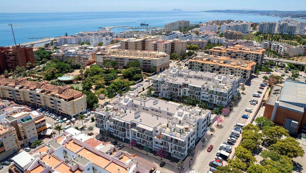 2 Bed, 2 Bath, ApartmentFor Sale, Estepona, Malaga 2 Bed, 2 Bath, ApartmentFor Sale, Estepona, Malaga
