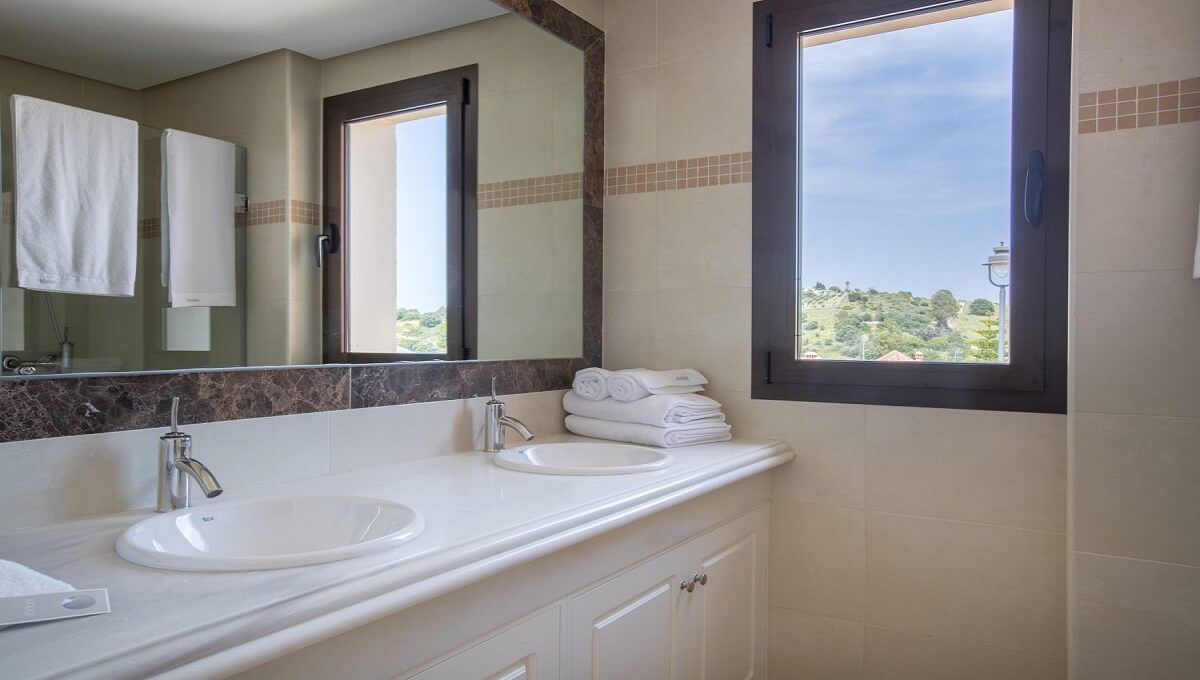 3 Bed, 4 Bath, HouseFor Sale, Estepona, Malaga 3 Bed, 4 Bath, HouseFor Sale, Estepona, Malaga