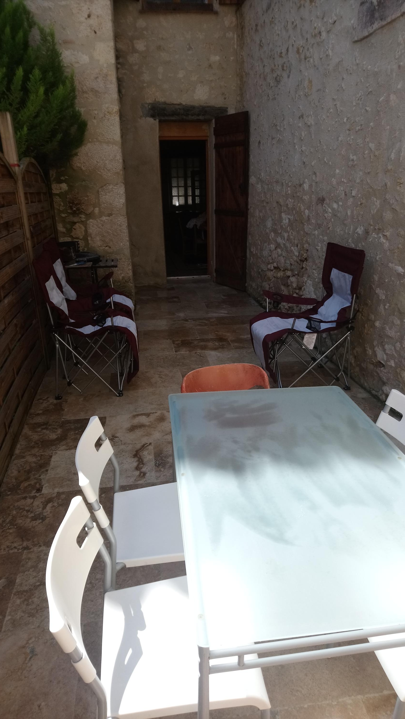 5 Bed, 1 Bath, HouseFor Sale, Eymet, Dordogne, Aquitaine, 24500