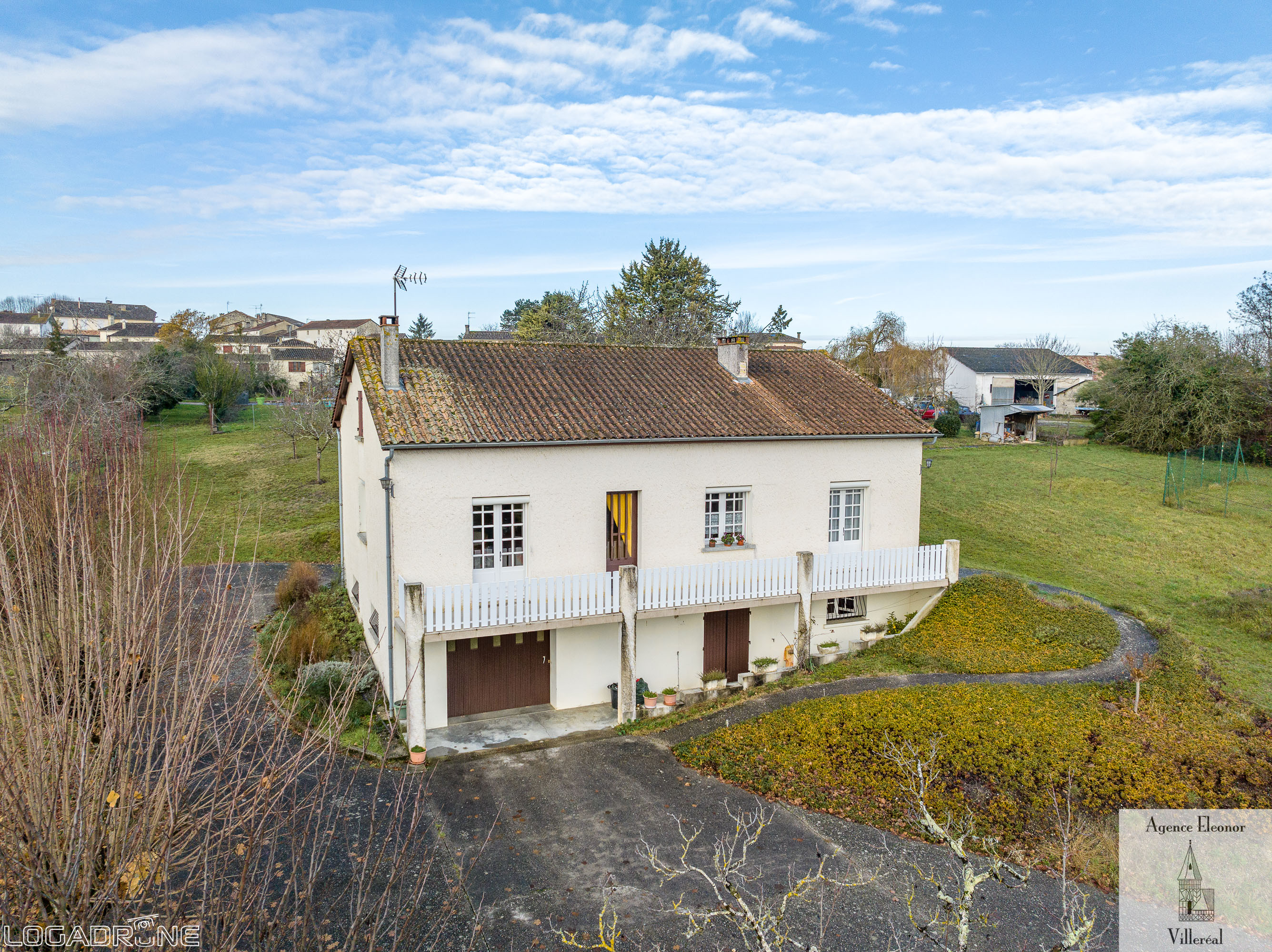 3 Bed, 1 Bath, HouseFor Sale, Castillonnes, Lot-et-Garonne, Aquitaine, 47330