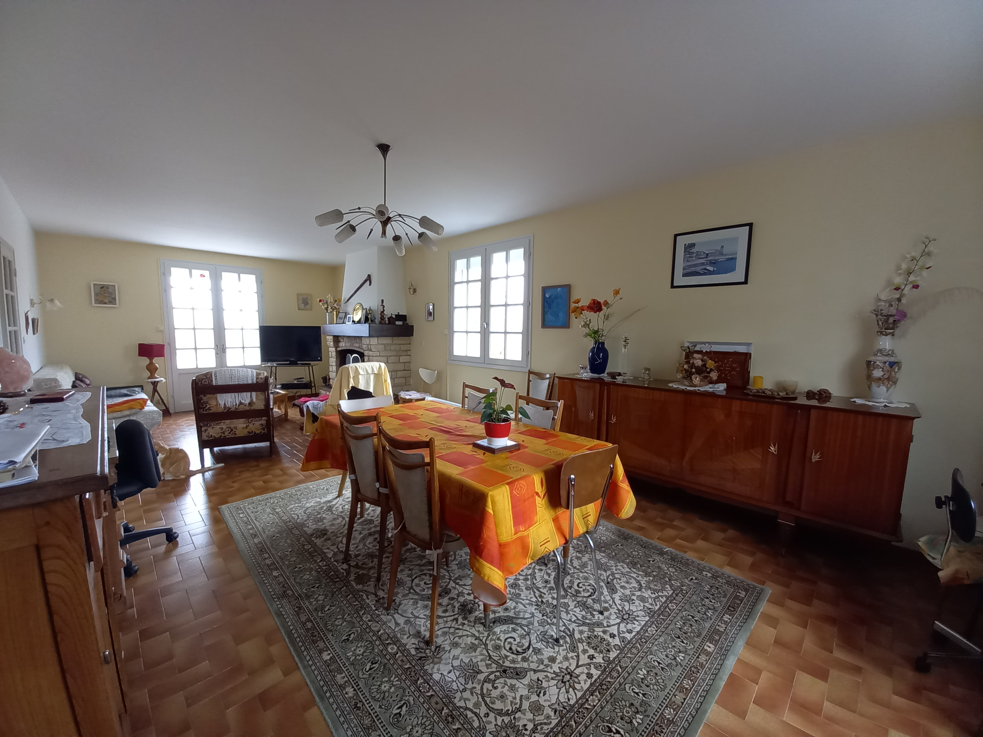 3 Bed, 1 Bath, HouseFor Sale, Castillonnes, Lot-et-Garonne, Aquitaine, 47330