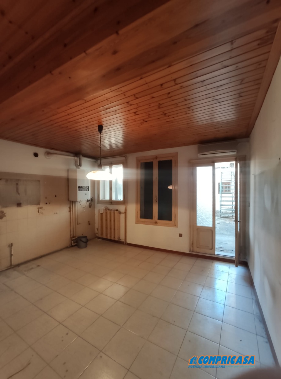 Commercial Property, For Sale