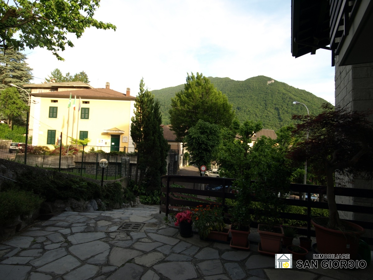 2 Bed, ApartmentFor Sale, Lecco, Lombardia