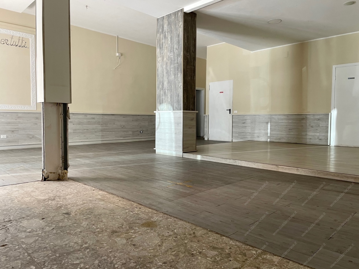 Commercial Property, For Sale