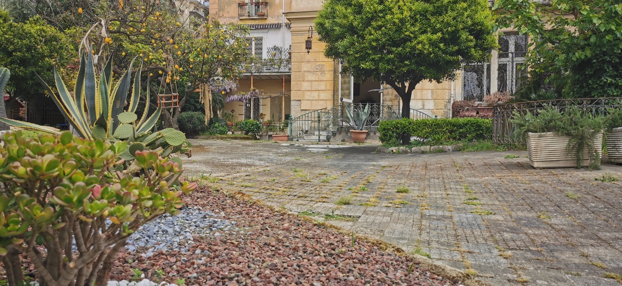 4 Bed, ApartmentFor Sale, Napoli, Campania